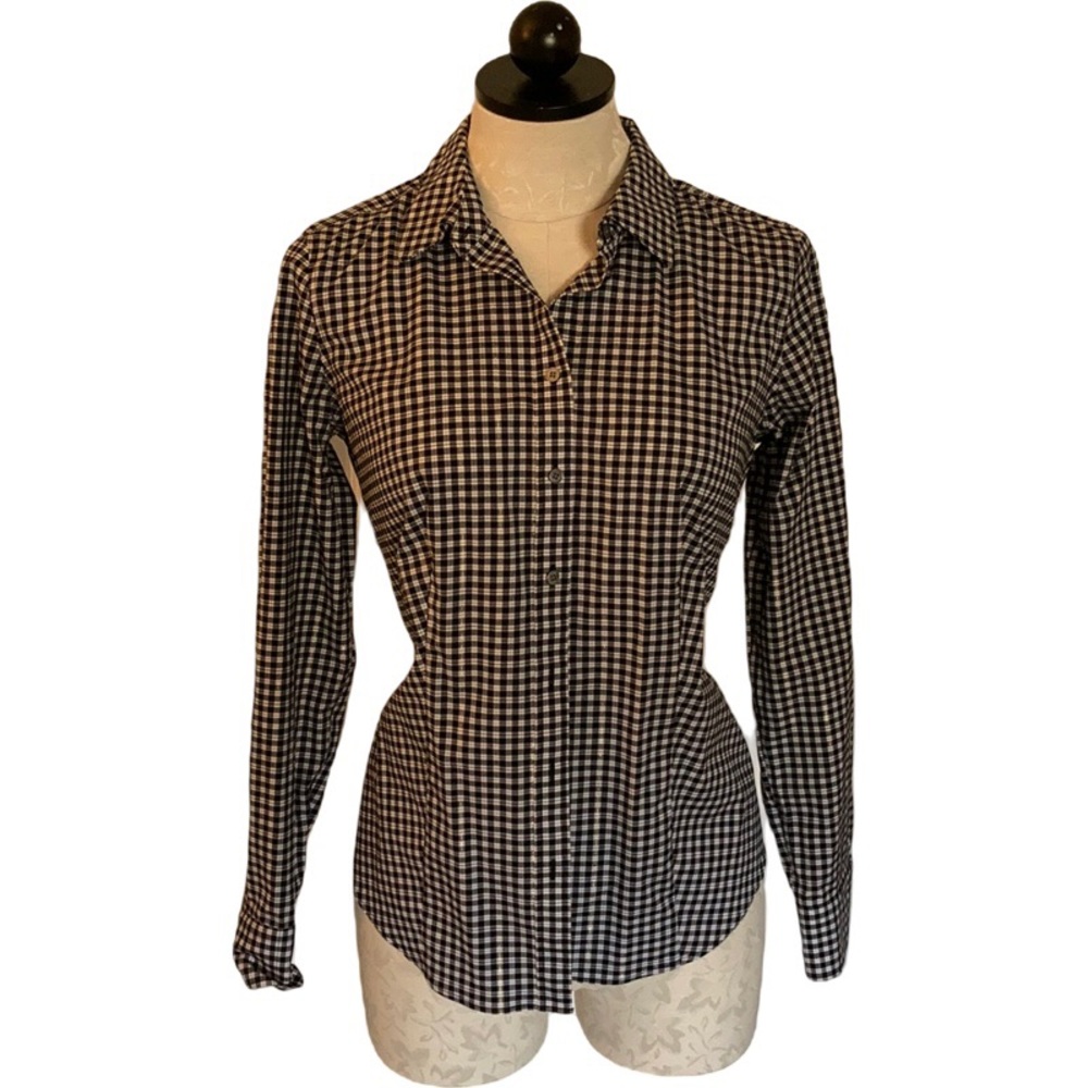 Talbots wrinkle resistant button down fitted shirt